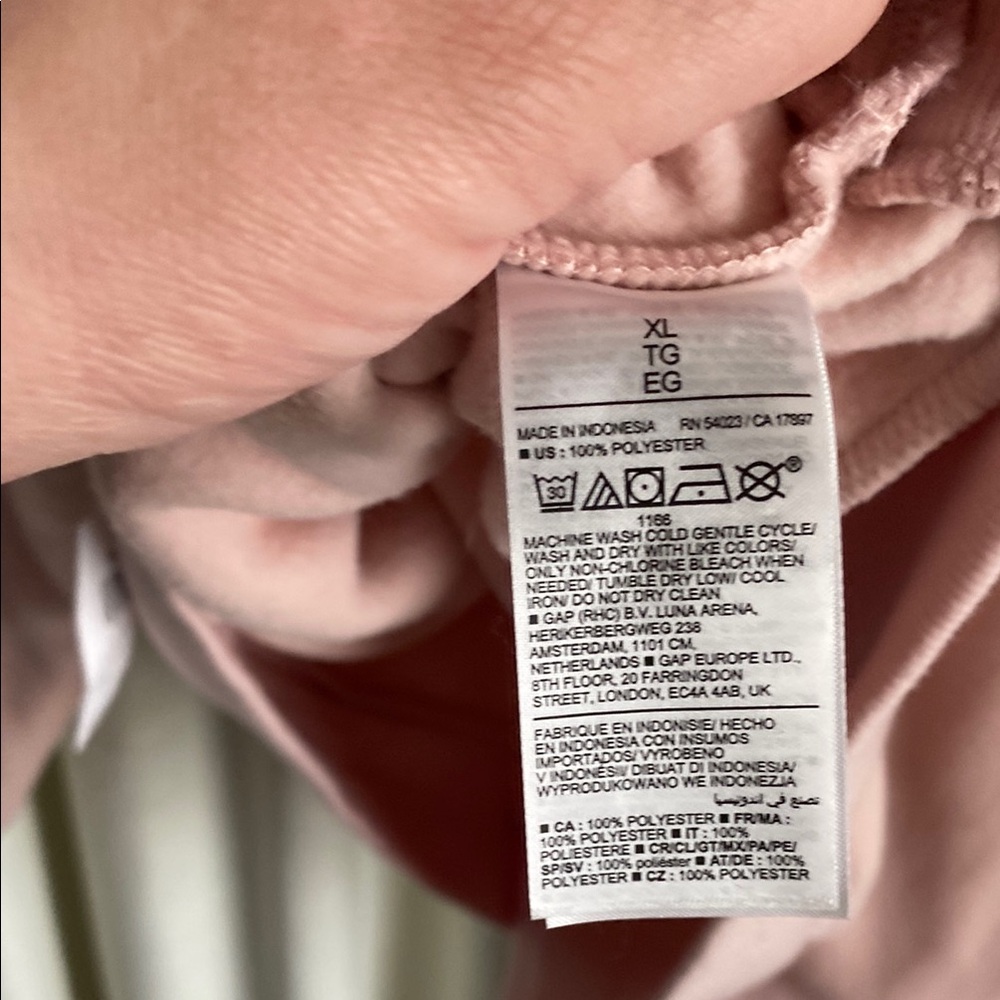 Old Navy Pink Sweatshirt - Picture 5 of 5